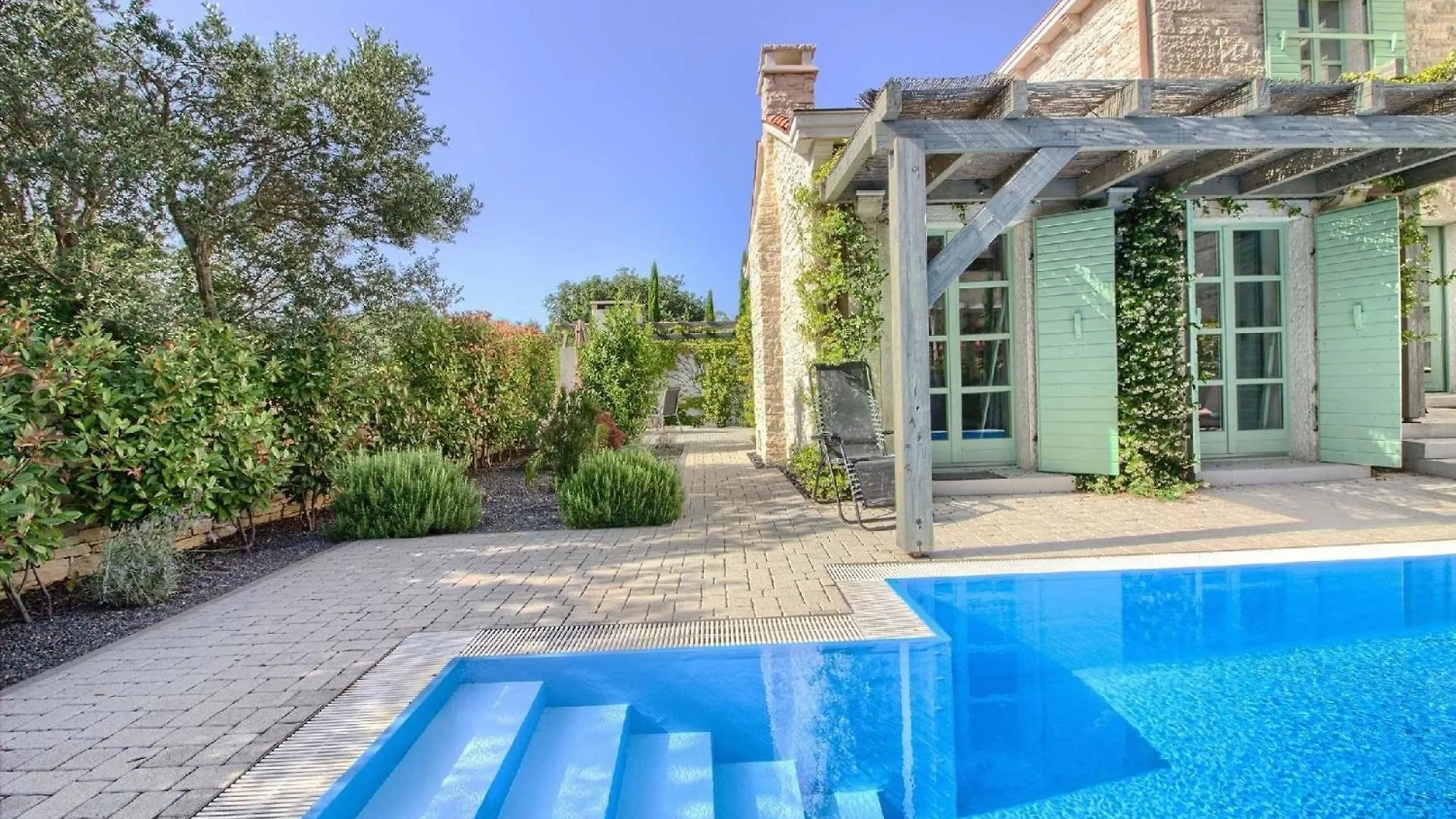 Holiday home Ferienhaus Mit Privatpool Fuer 8 Personen Ca 140 Qm In Liznjan, Istrien Suedkueste Von Istrien