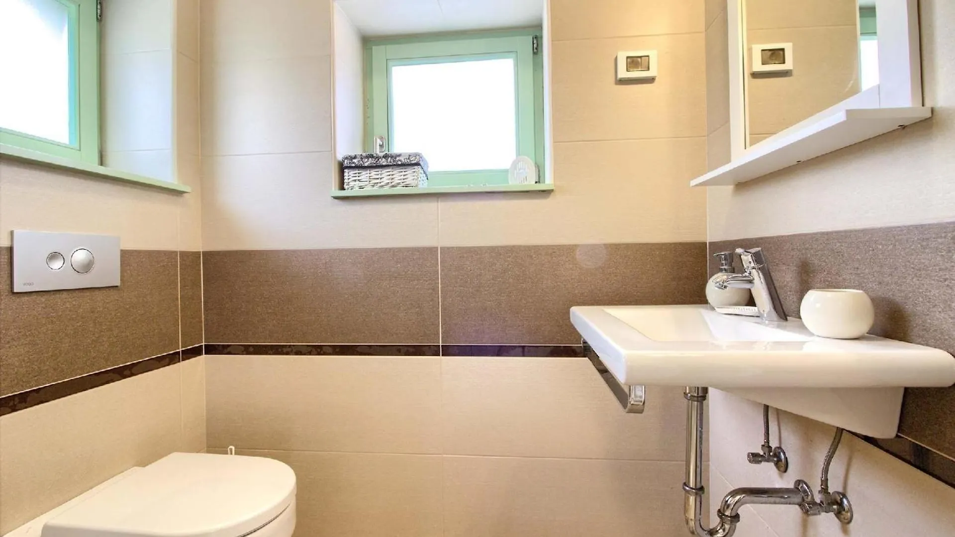 Ferienhaus Mit Privatpool Fuer 8 Personen Ca 140 Qm In Liznjan, Istrien Suedkueste Von Istrien