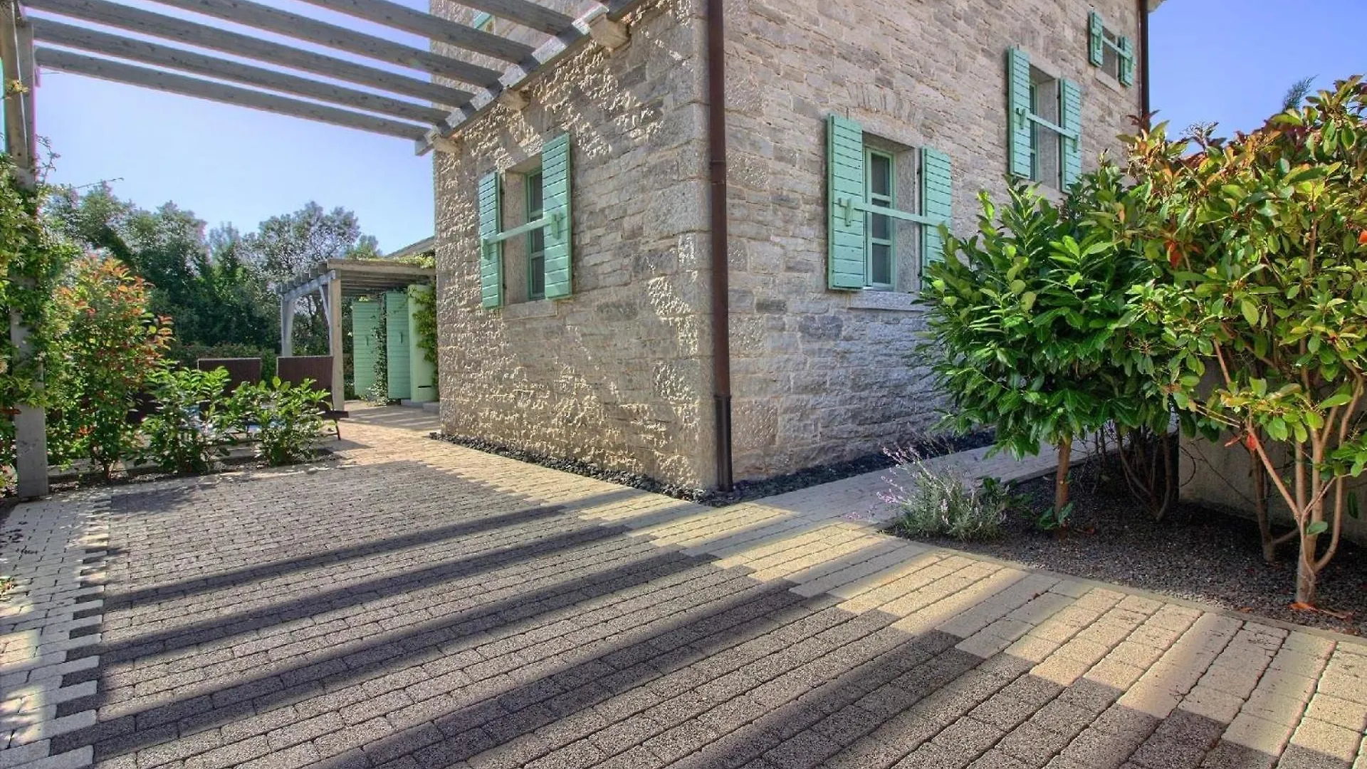 Ferienhaus Mit Privatpool Fuer 8 Personen Ca 140 Qm In Liznjan, Istrien Suedkueste Von Istrien 0*, Liznjan